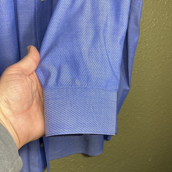 DONNA KARAN NWOT Mens Button Up - Picture 6 of 9